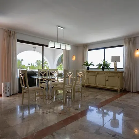 Villa Marina *